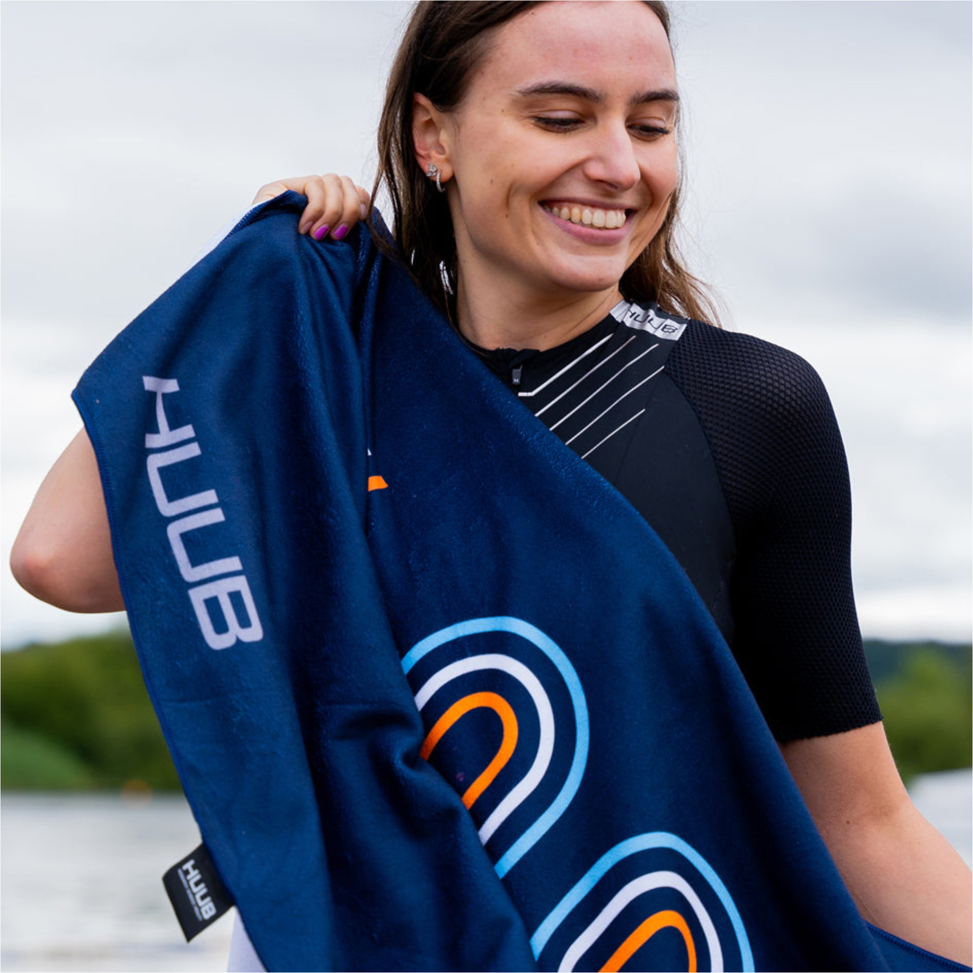 2026 Huub Handdoek A2-MFT Microvezel 4882 ----------------------------------------------------------Handdoek A2-MFT ------------------------------------------Handdoek A2-MFT Navy